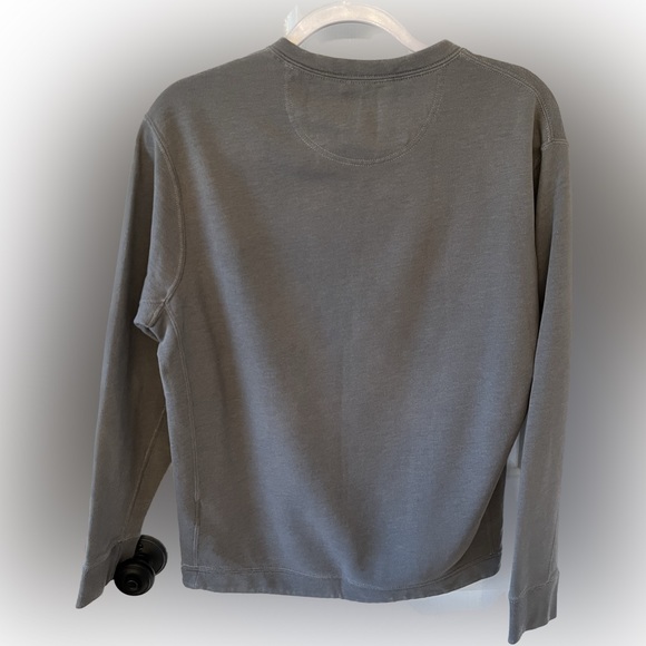 Abercrombie & Fitch Men’s Long Sleeve Shirt. Size XS. Color Grey. - Picture 2 of 3